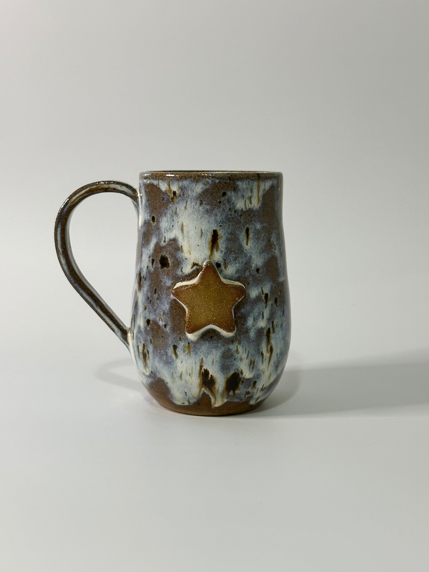 Star white flux mug